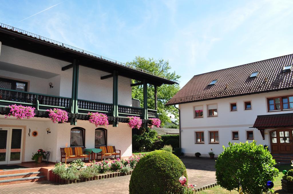 Landhaus Cornelia 巴特比恩巴赫 外观 照片
